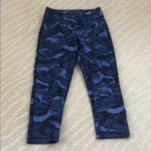HPE Cropped Blue Camo Leggings XS